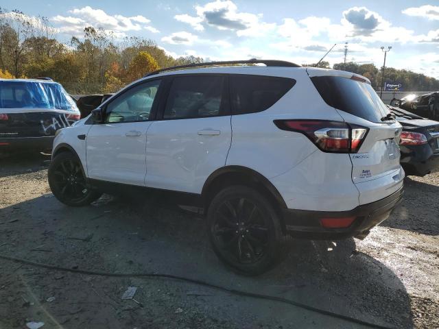 Photo 2 from auction – 2017 FORD ESCAPE SE with VIN 1FMCU9GD0HUC41331