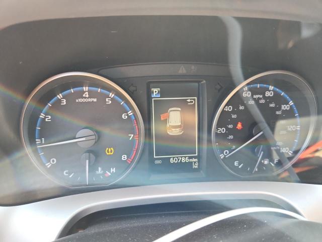 Photo 9 from auction – 2018 TOYOTA RAV4 LE with VIN JTMBFREV0JJ228169