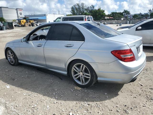 Photo 2 from auction – 2013 MERCEDES-BENZ C 250 with VIN WDDGF4HB2DA795083