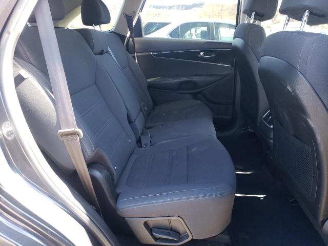 Photo 11 from auction – 2017 KIA SORENTO with VIN 5XYPG4A34HG297306