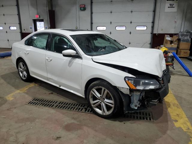 Photo 4 from auction – 2014 VOLKSWAGEN PASSAT SE with VIN 1VWBT7A31EC090201