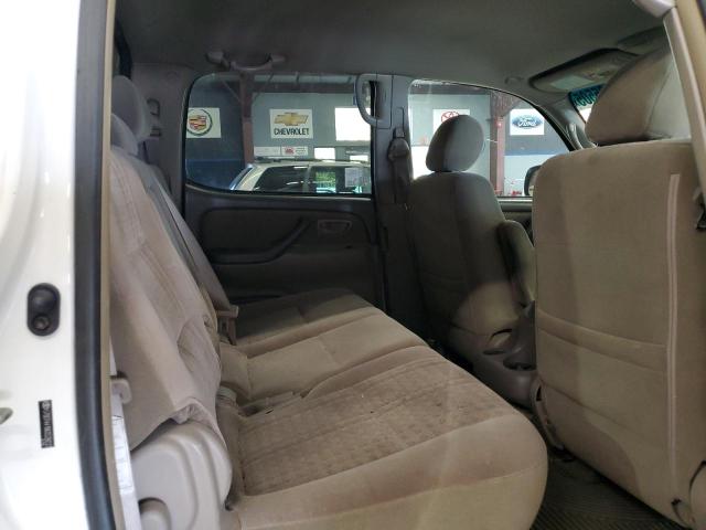 Снимка 11 от търг – 2006 TOYT TUNDRA DOUBLE CAB SR5 с VIN 5TBDT44186S528032