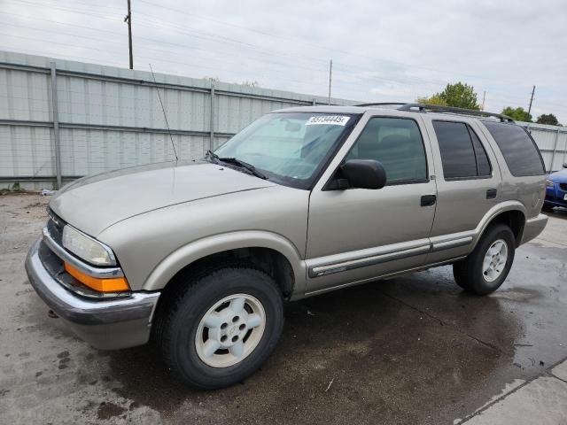 CHEVROLET BLAZER 2001 with VIN 1GNDT13W812212561 - Photo from auction
