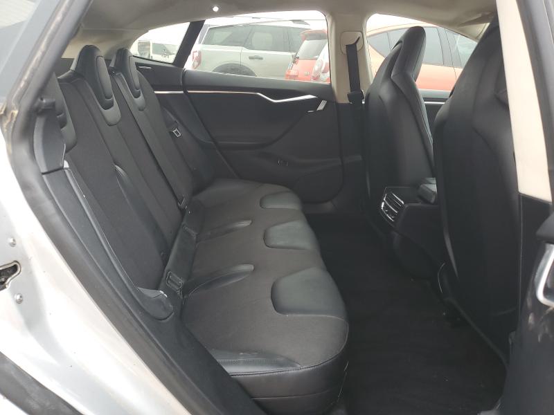 Photo 10 from auction – 2013 TESLA MODEL S with VIN 5YJSA1CG8DFP09285