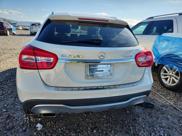 Photo 6 from auction – 2018 MERCEDES-BENZ GLA 250 4M with VIN WDCTG4GB2JJ405015