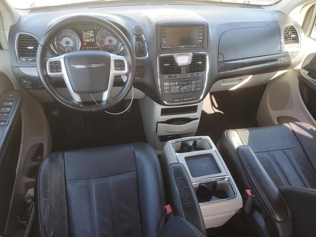 Photo 8 from auction – 2014 CHRYSLER TOWN & COU with VIN 2C4RC1BG8ER358104