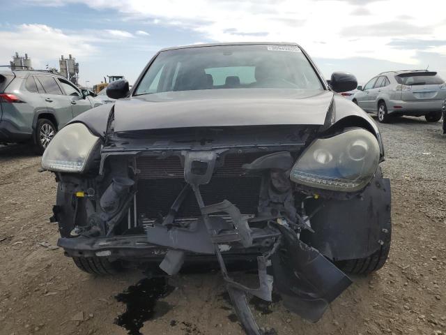 Photo 5 from auction – 2005 PORSCHE CAYENNE S with VIN WP1AB29P65LA60492