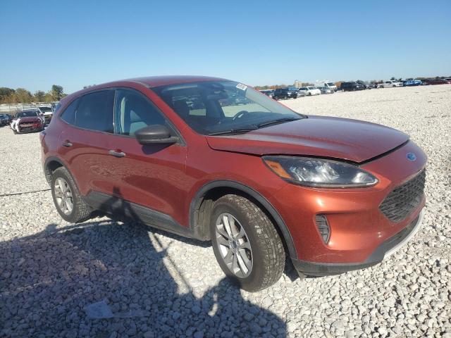 Photo 4 from auction – 2020 FORD ESCAPE S with VIN 1FMCU9F6XLUA01358
