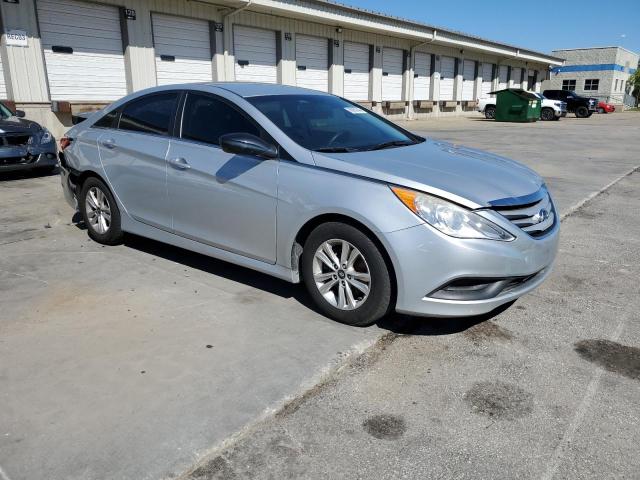 Photo 4 from auction – 2014 HYUNDAI SONATA GLS with VIN 5NPEB4AC6EH847017