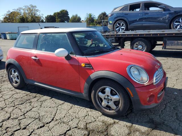Photo 4 from auction – 2011 MINI COOPER with VIN WMWSU3C50BT095082