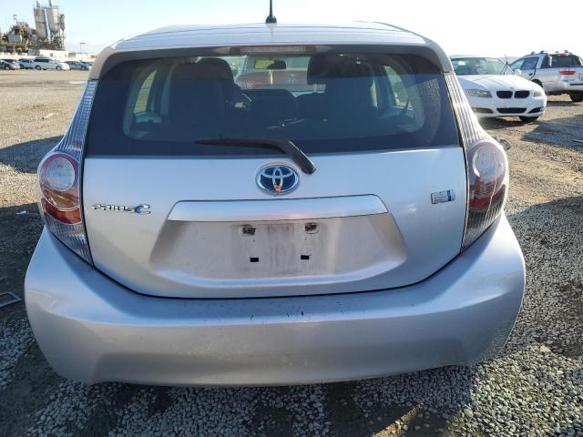 Photo 6 from auction – 2014 TOYOTA PRIUS C with VIN JTDKDTB39E1063816