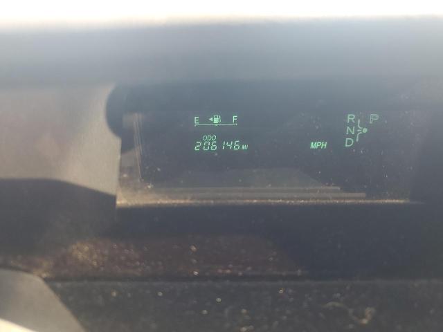 Photo 9 from auction – 2004 TOYOTA PRIUS with VIN JTDKB20U740111474