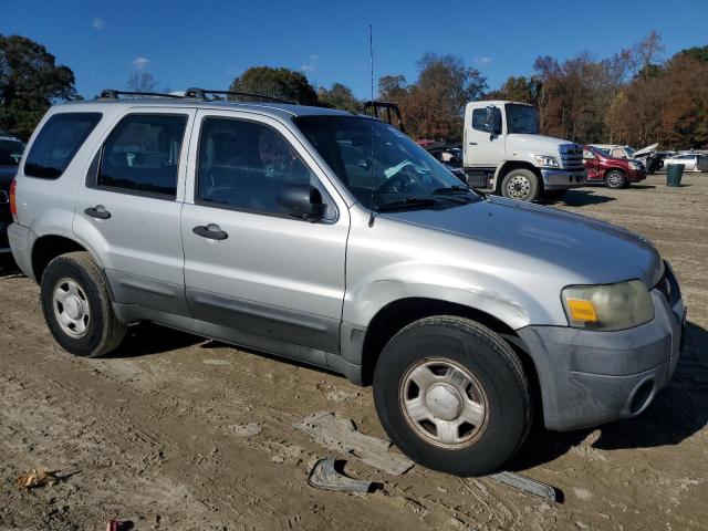 Photo 4 from auction – 2005 FORD ESCAPE XLS with VIN 1FMCU92Z65DA18032