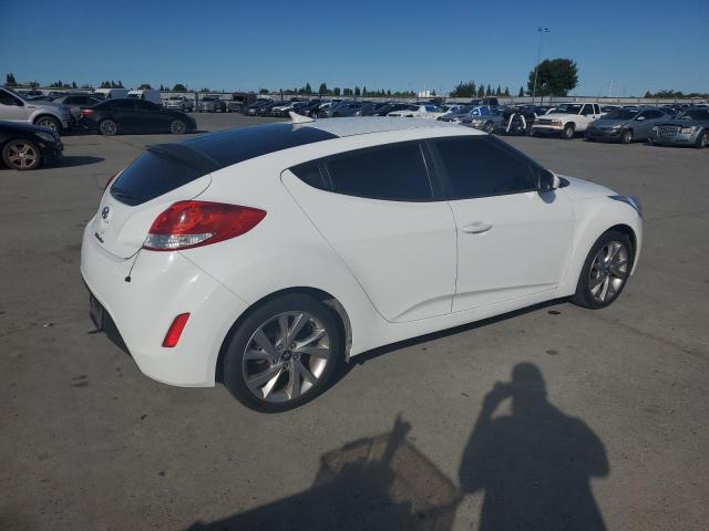 Photo 3 from auction – 2017 HYUNDAI VELOSTER with VIN KMHTC6ADXHU308155