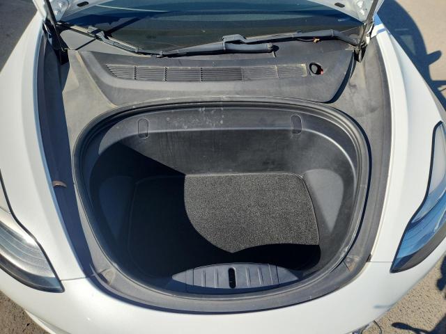 Photo 11 from auction – 2018 TESLA MODEL 3 with VIN 5YJ3E1EB7JF108634