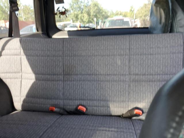 Photo 10 from auction – 2000 JEEP CHEROKEE S with VIN 1J4FF48S4YL181999
