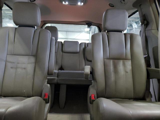Photo 10 from auction – 2015 CHRYSLER TOWN & COU with VIN 2C4RC1CGXFR609799