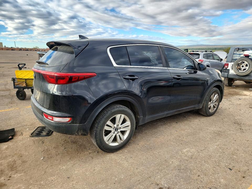 Photo 3 from auction – 2017 KIA SPORTAGE with VIN KNDPMCAC2H7135514