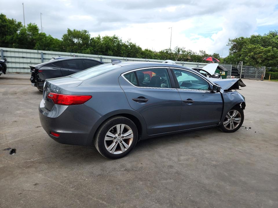 Снимка 3 от търг – 2013 ACURA ILX с VIN 19VDE1F32DE021223