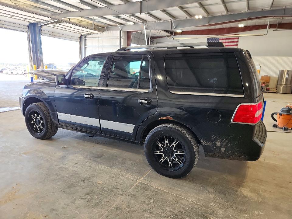 Снимка 2 от търг – 2010 LINCOLN NAVIGATOR с VIN 5LMJJ2J53AEJ10206