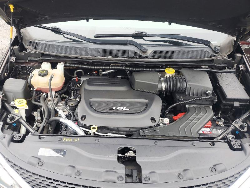 Снимка 12 от търг – 2018 CHRYSLER PACIFICA с VIN 2C4RC1EG3JR131232