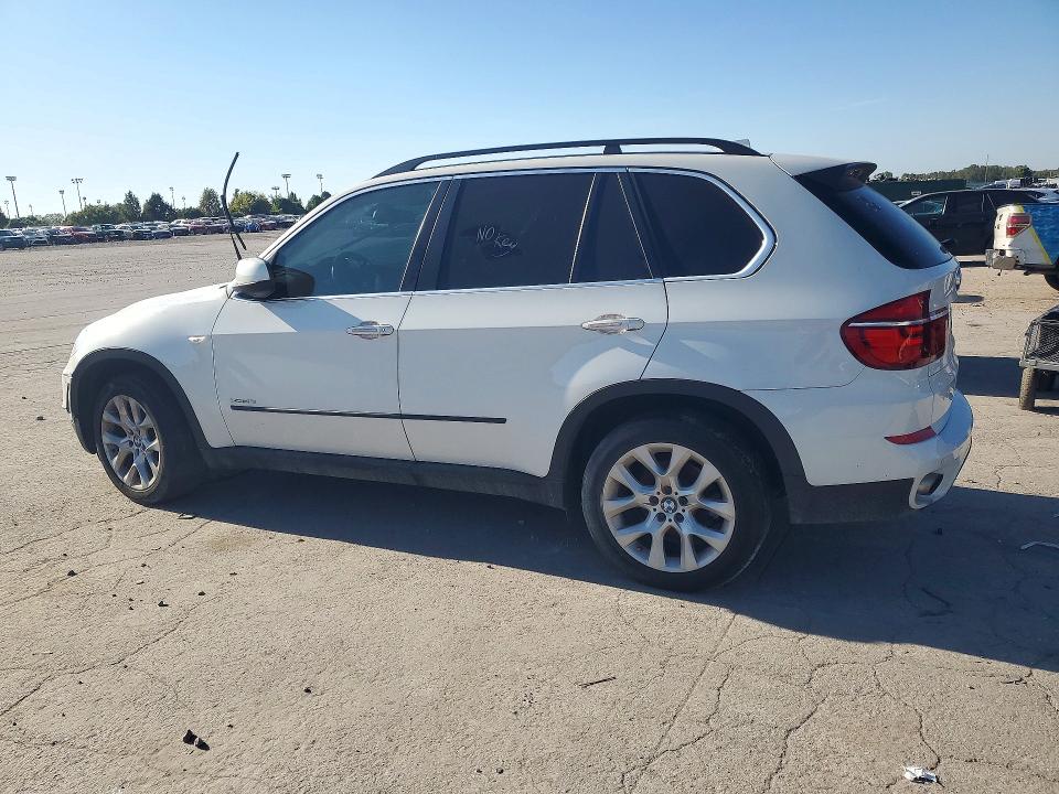 Снимка 2 от търг – 2013 BMW X5 с VIN 5UXZV4C56D0B16320