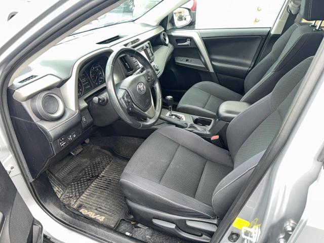 Photo 13 from auction – 2017 TOYOTA RAV4 with VIN 2T3RFREVXHW580170