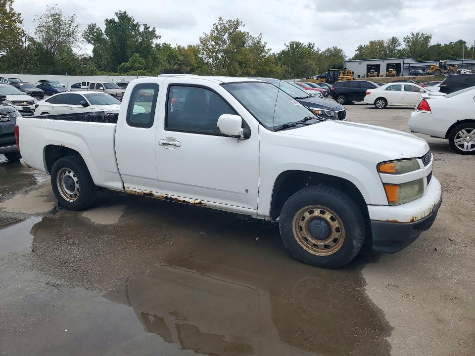 Снимка 4 от търг – 2009 CHEVROLET 1 TON STAKE TRUCK с VIN 1GCCS19E498150509