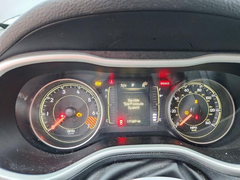 Photo 9 from auction – 2014 JEEP CHEROKEE with VIN 1C4PJMCB2EW125344