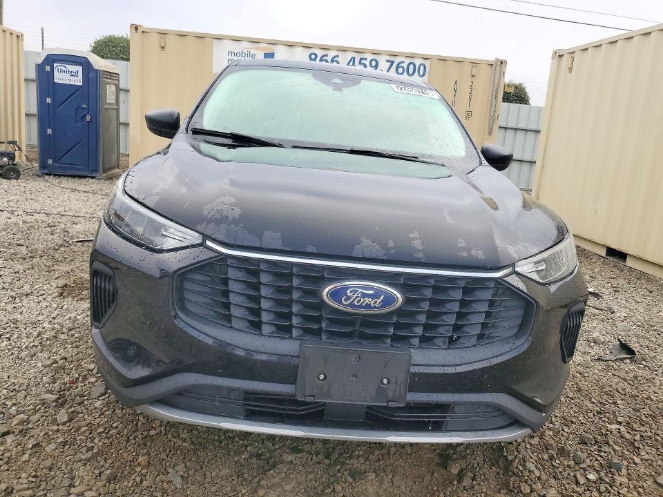 Photo 5 from auction – 2023 FORD ESCAPE with VIN 1FMCU0GN8PUA42269