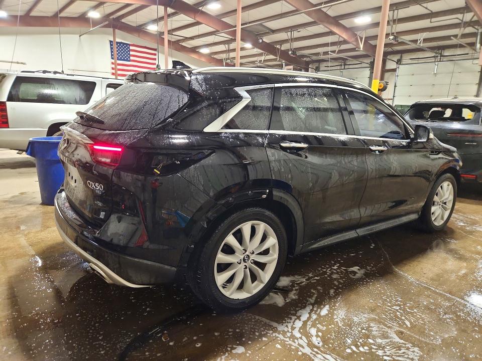 Снимка 3 от търг – 2019 INFINITI QX50 с VIN 3PCAJ5M35KF123915
