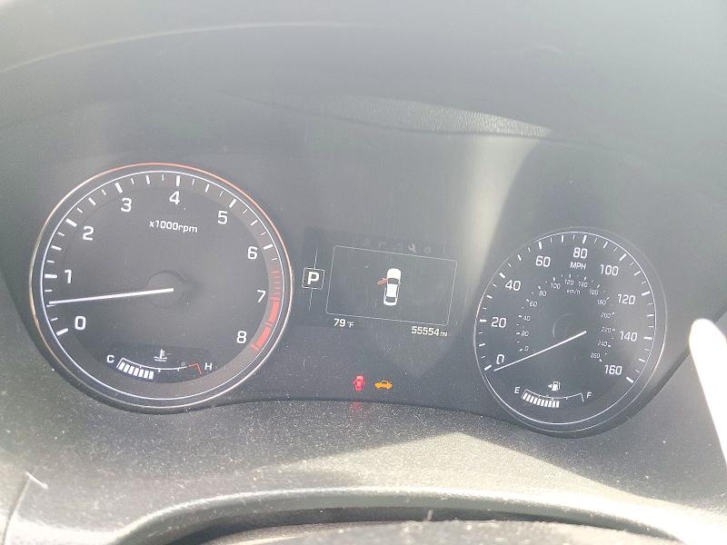 Photo 9 from auction – 2016 HYUNDAI GENESIS with VIN KMHGN4JE6GU137072