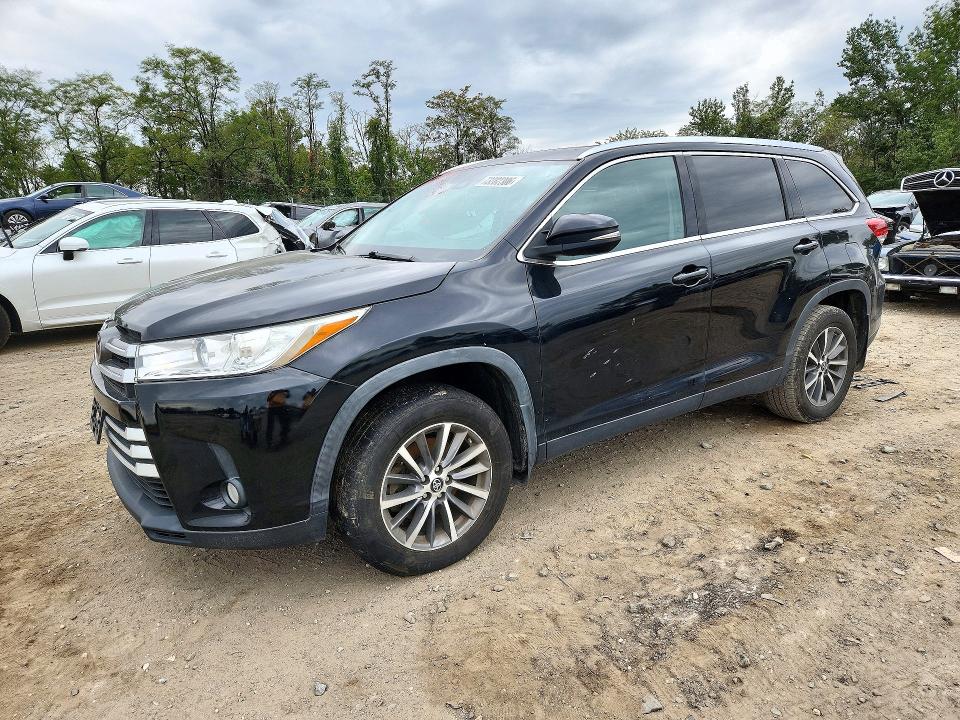 Снимка 1 от търг – 2019 TOYOTA HIGHLANDER с VIN 5TDJZRFH8KS619943