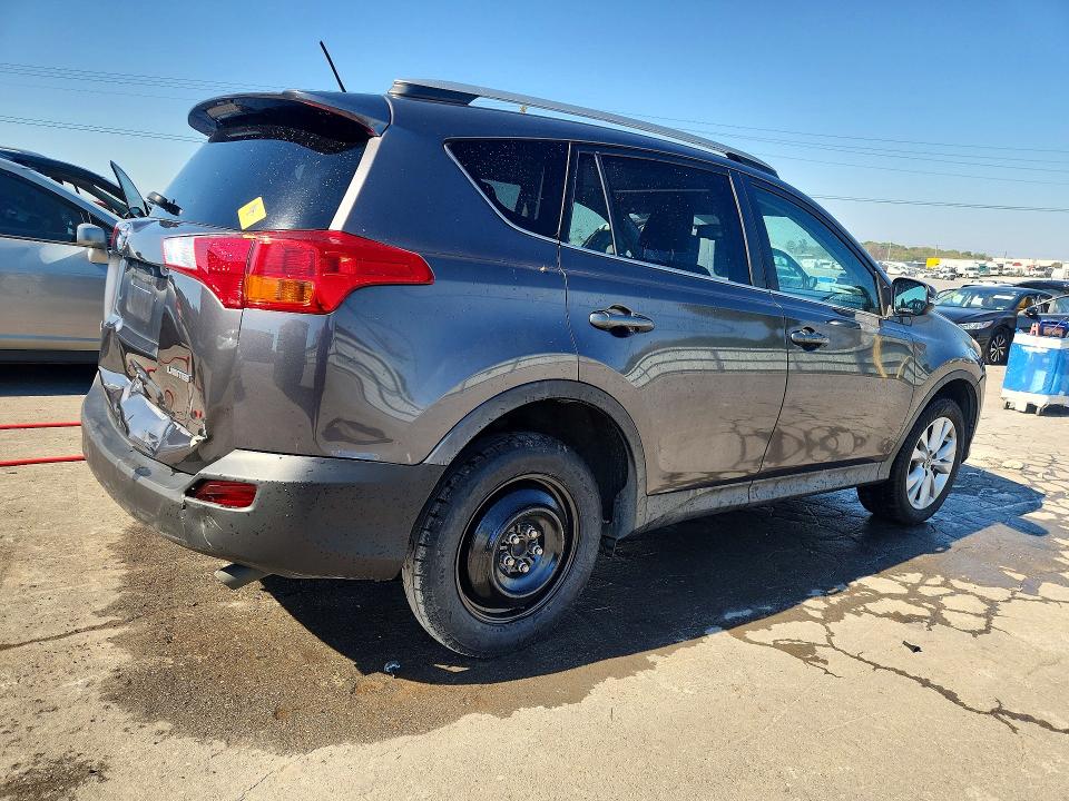 Снимка 3 от търг – 2015 TOYOTA RAV4 с VIN 2T3YFREV8FW224843