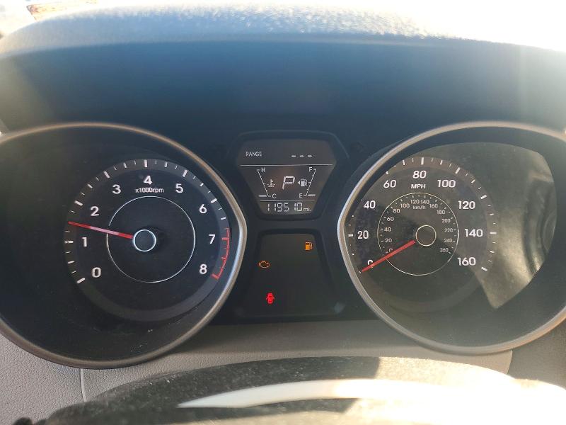 Photo 9 from auction – 2016 HYUNDAI ELANTRA with VIN 5NPDH4AE2GH709148
