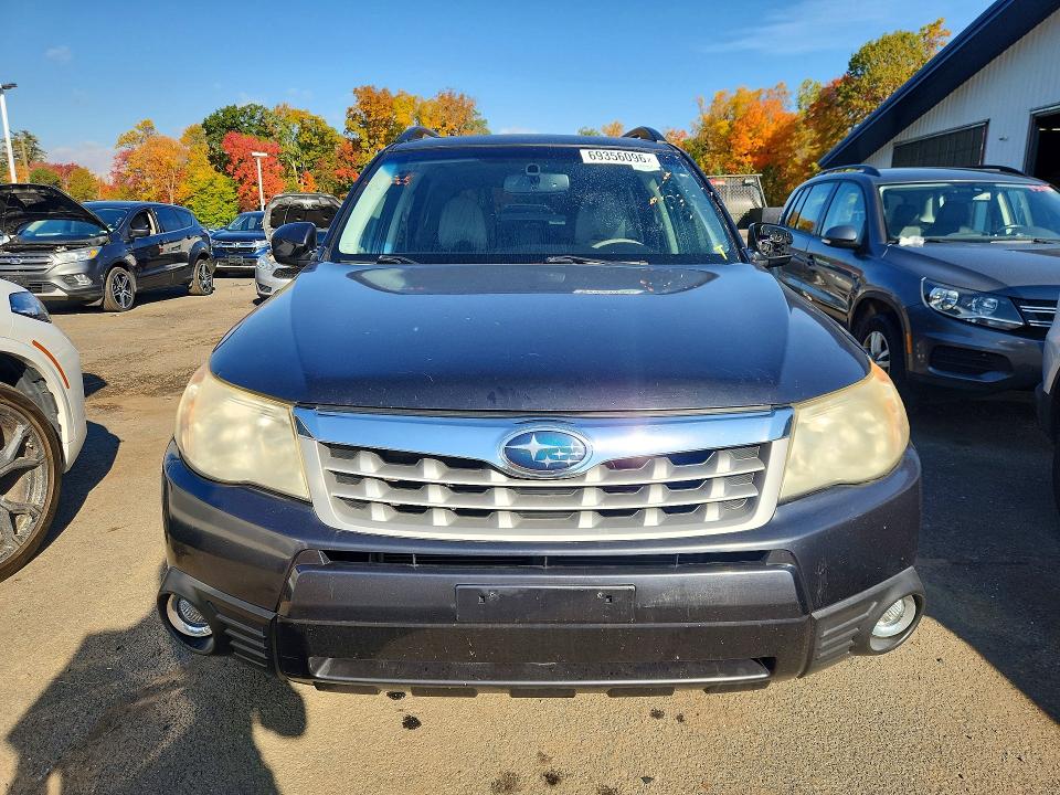 Photo 5 from auction – 2011 SUBARU FORESTER with VIN JF2SHADC1BH719727