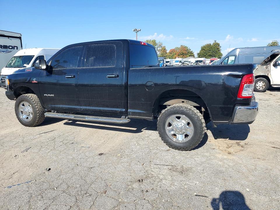 Foto 2 de la subasta – 2019 RAM 2500 con VIN 3C6UR5DL5KG631082