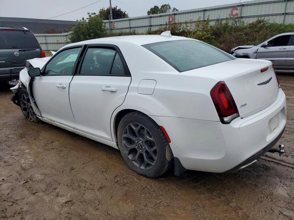 صورة رقم 2 من المزاد - 2018 CHRYSLER 300 مع VIN 2C3CCARG3JH208398