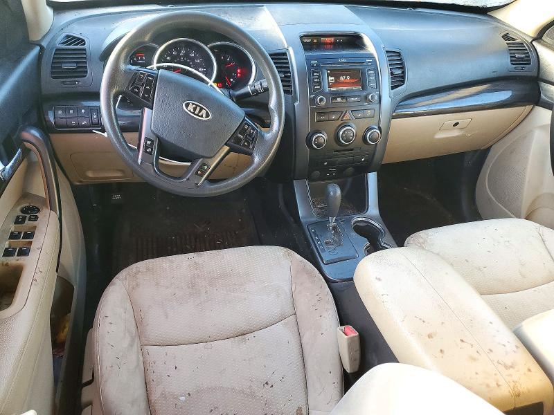 Снимка 8 от търг – 2013 KIA SORENTO с VIN 5XYKT3A63DG313614