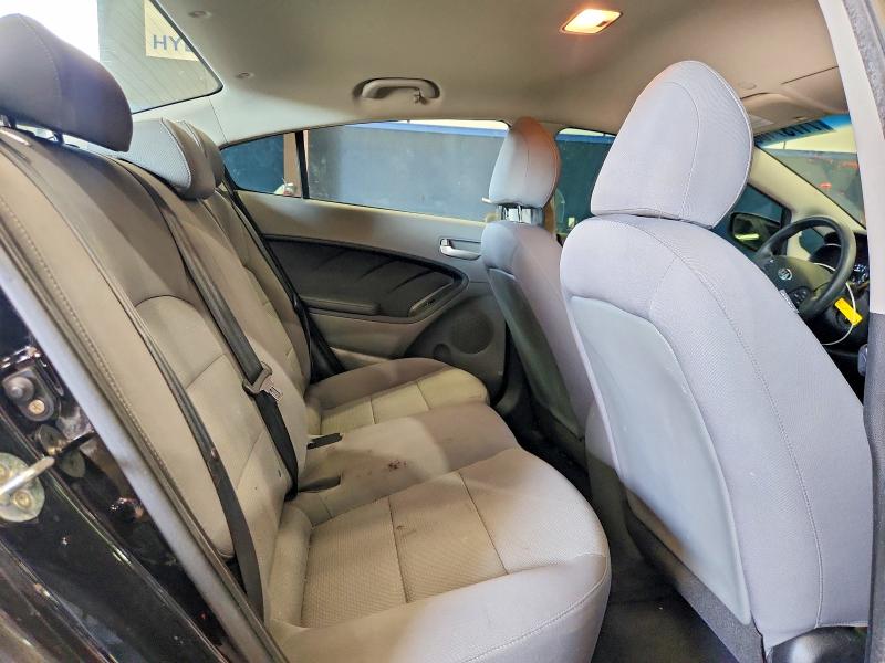Снимка 10 от търг – 2018 KIA FORTE с VIN 3KPFK4A72JE230784