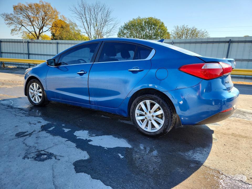Снимка 2 от търг – 2014 KIA FORTE с VIN KNAFX4A88E5110092