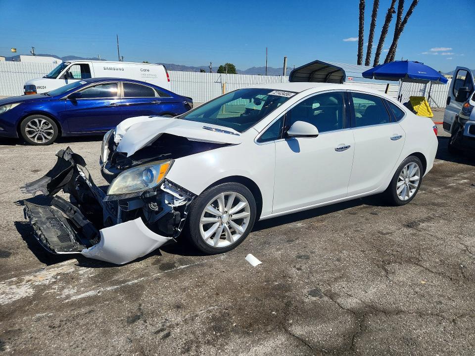 BUICK VERANO 2014 с VIN 1G4PP5SK6E4196205 - Снимка от търг