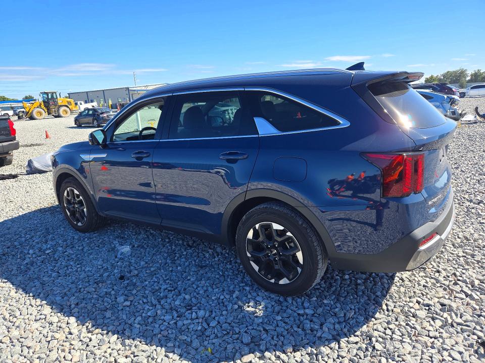 Photo 2 from auction – 2024 KIA SORENTO with VIN 5XYRL4JC8RG272849