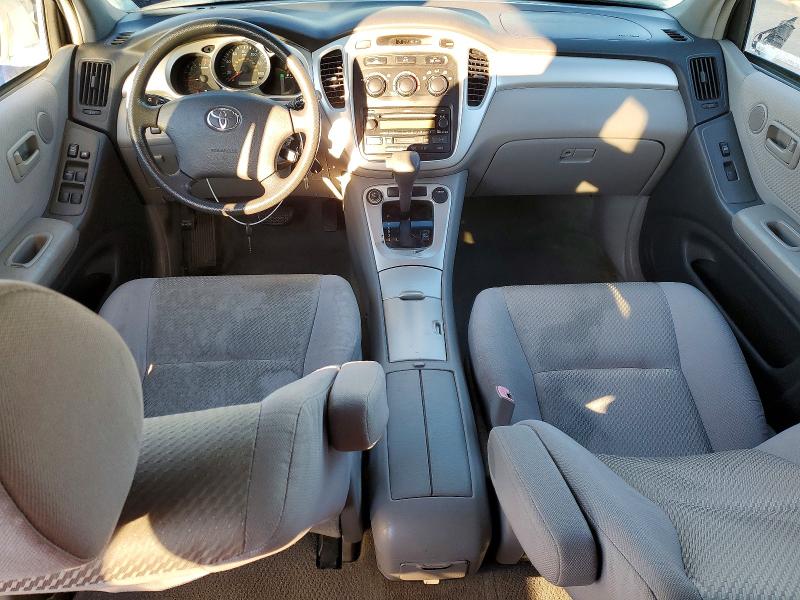 Снимка 8 от търг – 2005 TOYOTA HIGHLANDER с VIN JTEEP21A650102717