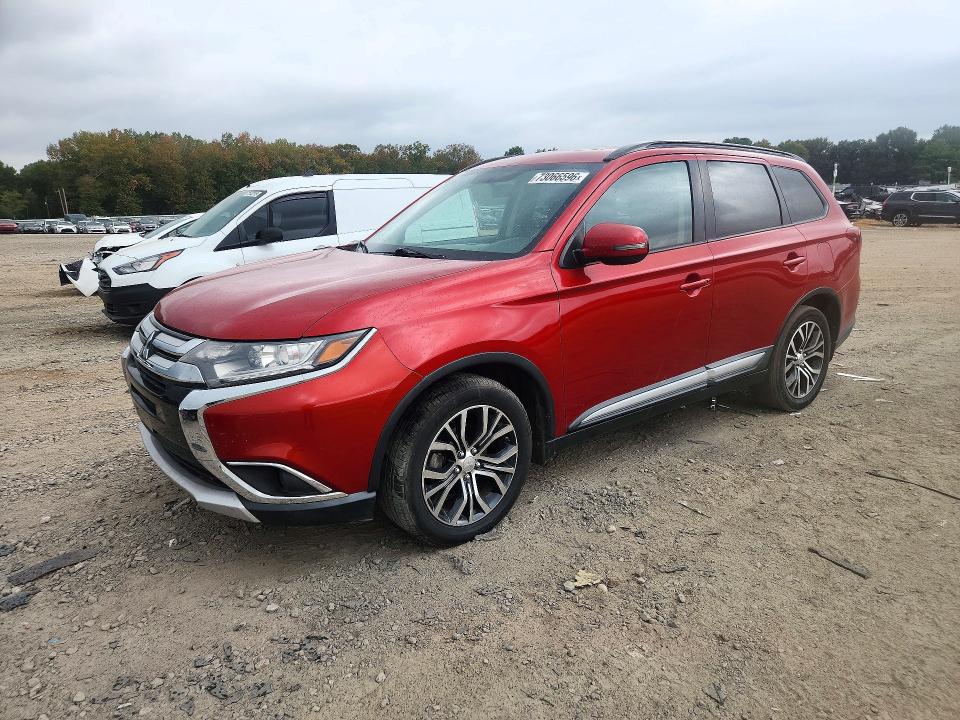 MITSUBISHI OUTLANDER 2016 с VIN JA4AD3A31GZ019689 - Снимка от търг