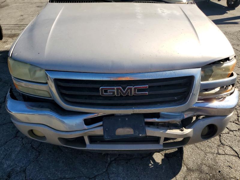 Photo 11 from auction – 2005 GMC NEW SIERRA with VIN 2GTEC13T051168192