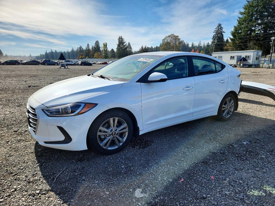 HYUNDAI ELANTRA 2018 с VIN 5NPD84LF2JH386443 - Снимка от търг