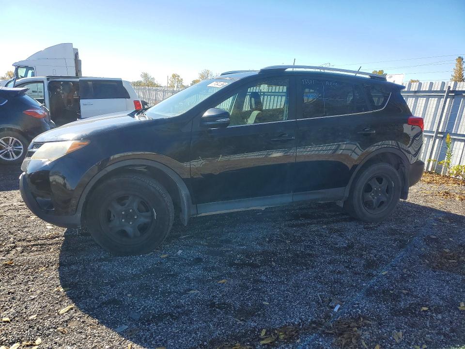 TOYOTA RAV4 2015 с VIN 2T3ZFREVXFW188979 - Снимка от търг