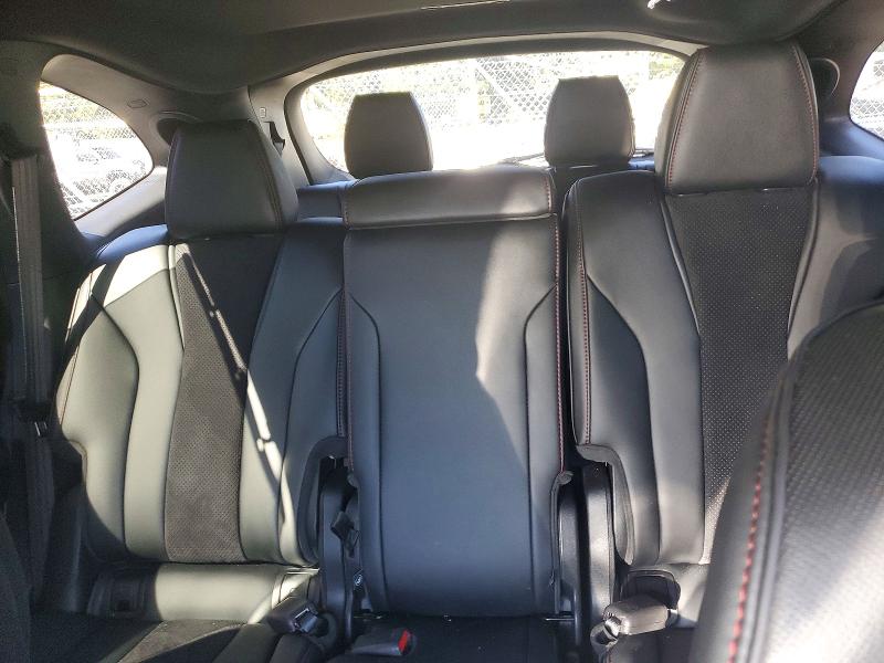 Снимка 10 от търг – 2023 ACURA MDX с VIN 5J8YE1H04PL009518