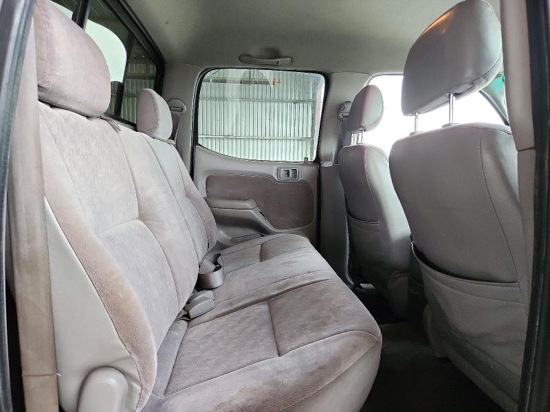 Снимка 10 от търг – 2003 TOYOTA TACOMA с VIN 5TEHN72N83Z160377